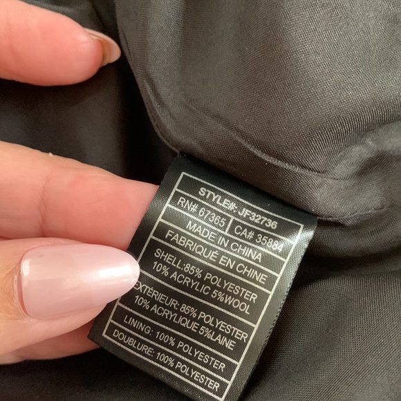 JACK BB Dakota Plaid Tartan Wool blend Cape Rare S 6 Holiday Red Black - Picture 10 of 11